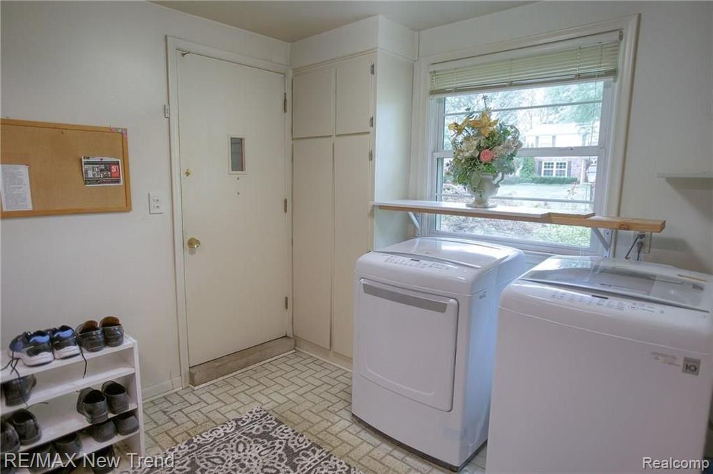 28620 Westerleigh Road Farmington Hills, MI 48334 - Photo 21 of 23