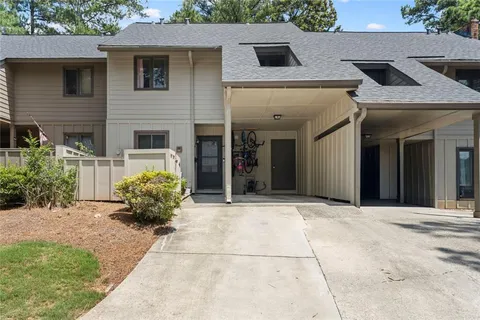 $324,999 | 897 Cedar Canyon Square, Marietta, GA 30067