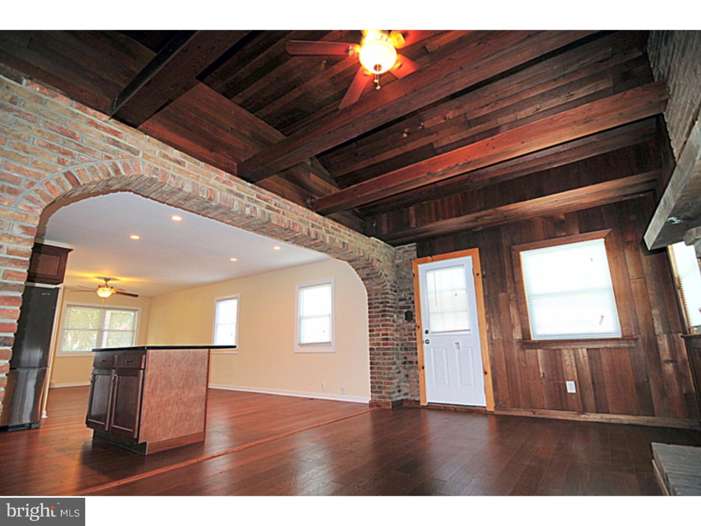 228 Sykes Road New Castle, DE 19720 - Photo 11 of 13 Family Room