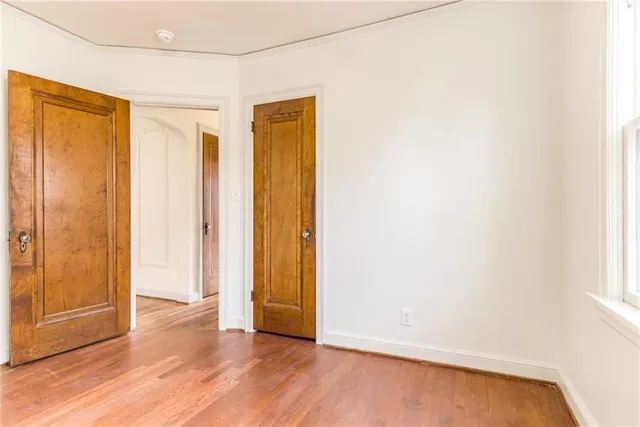 $340,000 | 1005 West 77th Terrace, Kansas City, MO 64114