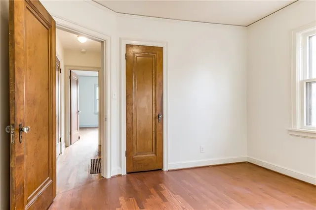 $340,000 | 1005 West 77th Terrace, Kansas City, MO 64114