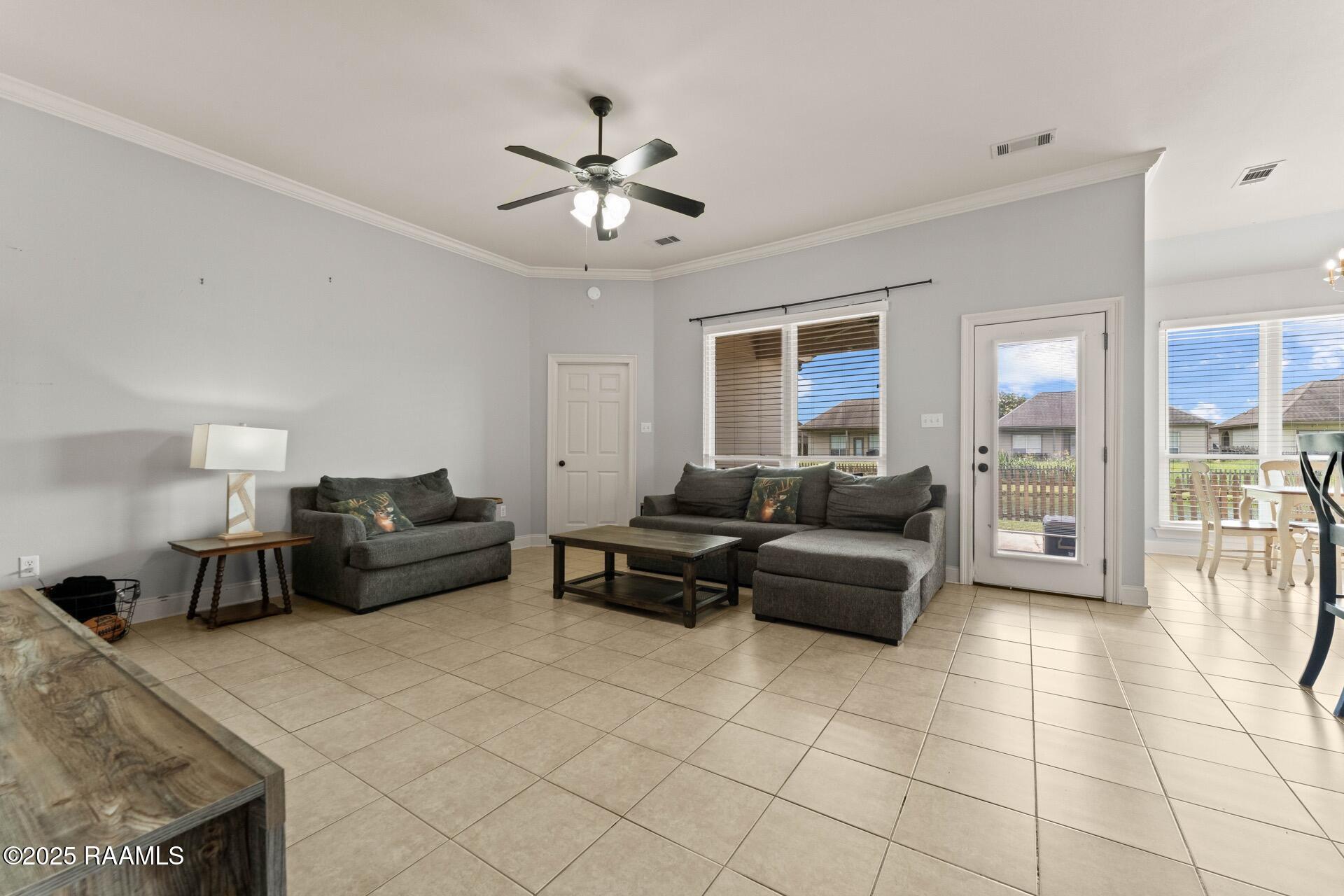 2934 Nicholson Lake Drive Baton Rouge, LA 70810 - Photo 4 of 24 7-9-25 Nicholson Lake (4)