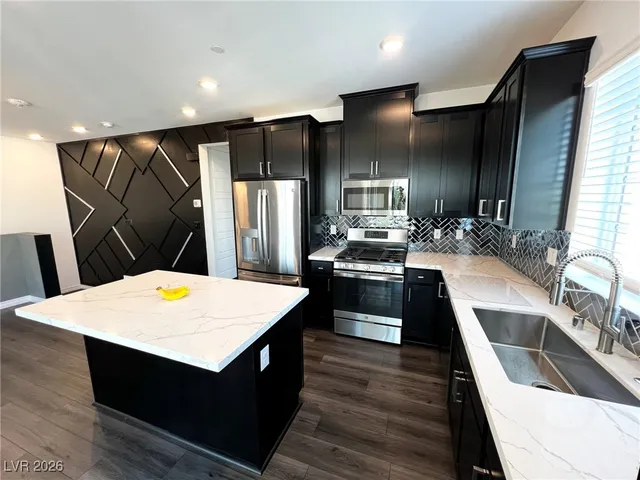 $2,025 | 20 Barbara Lane, Unit 42, Las Vegas, NV 89183