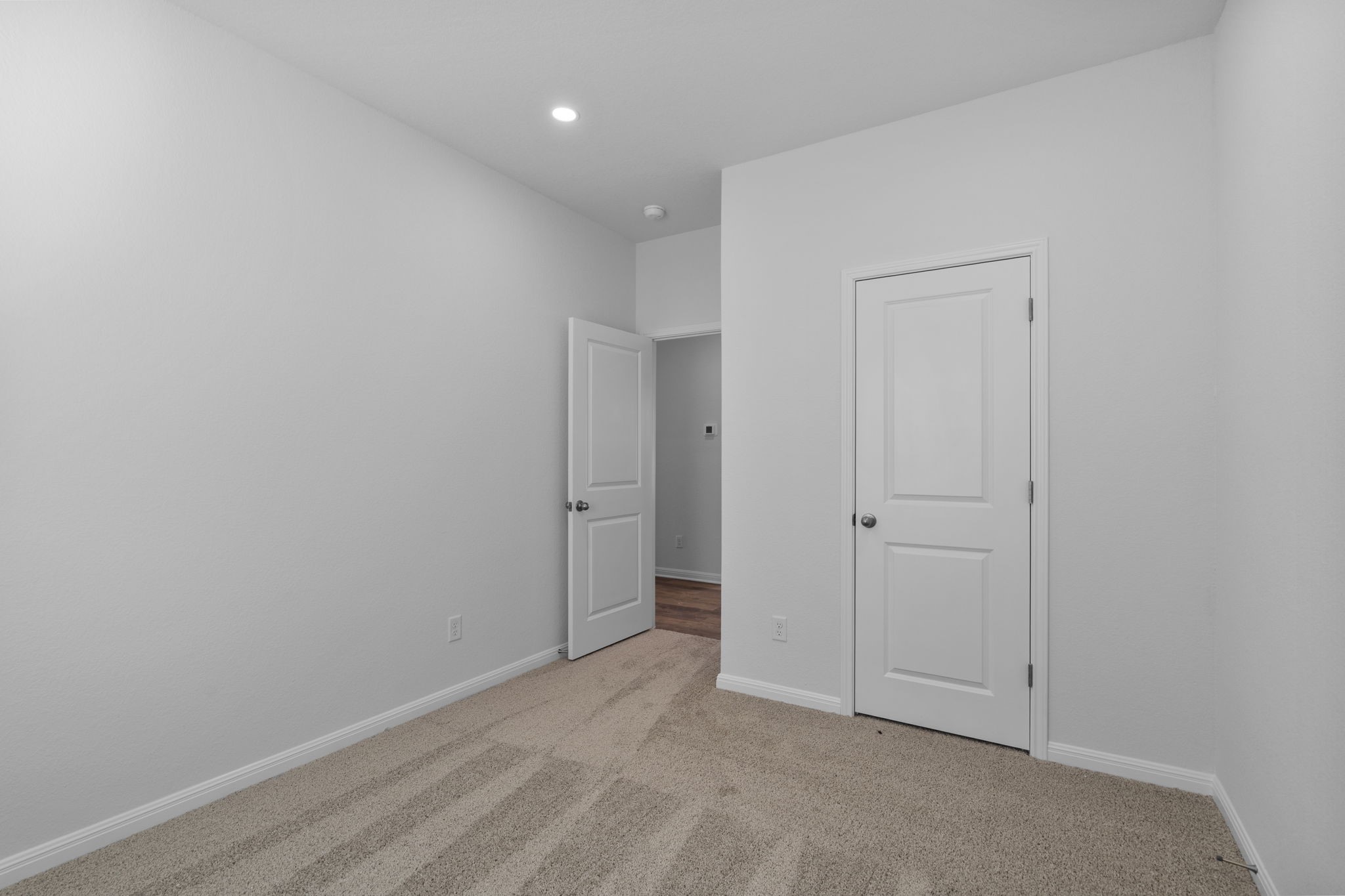 125 Hatari Trail Jarrell, TX 76537 - Photo 13 of 40