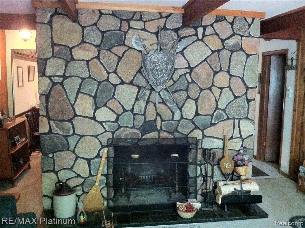 4675 Culver Road Brighton, MI 48114 - Photo 2 of 19 14