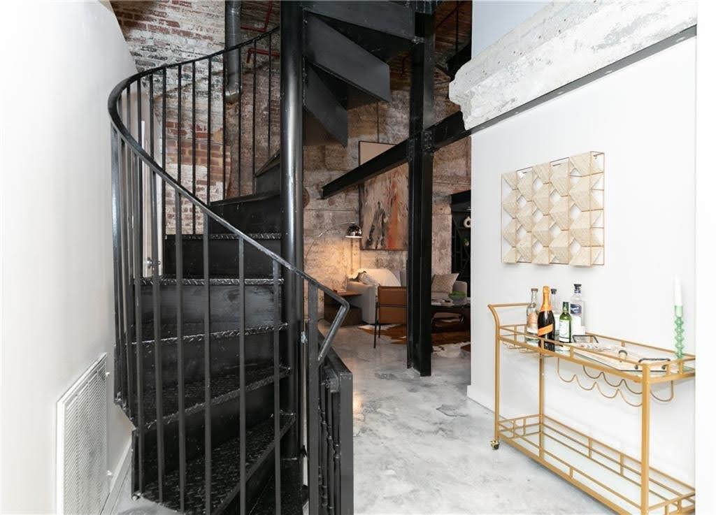 170 Boulevard Southeast, Unit 131H Atlanta, GA 30312 - Photo 8 of 47 a view of entryway