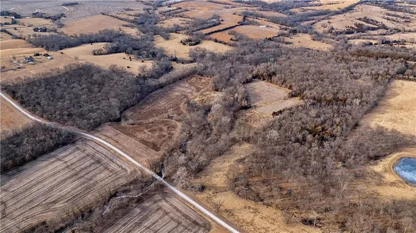 $325,000 | Flint Avenue, Jameson, MO 64647