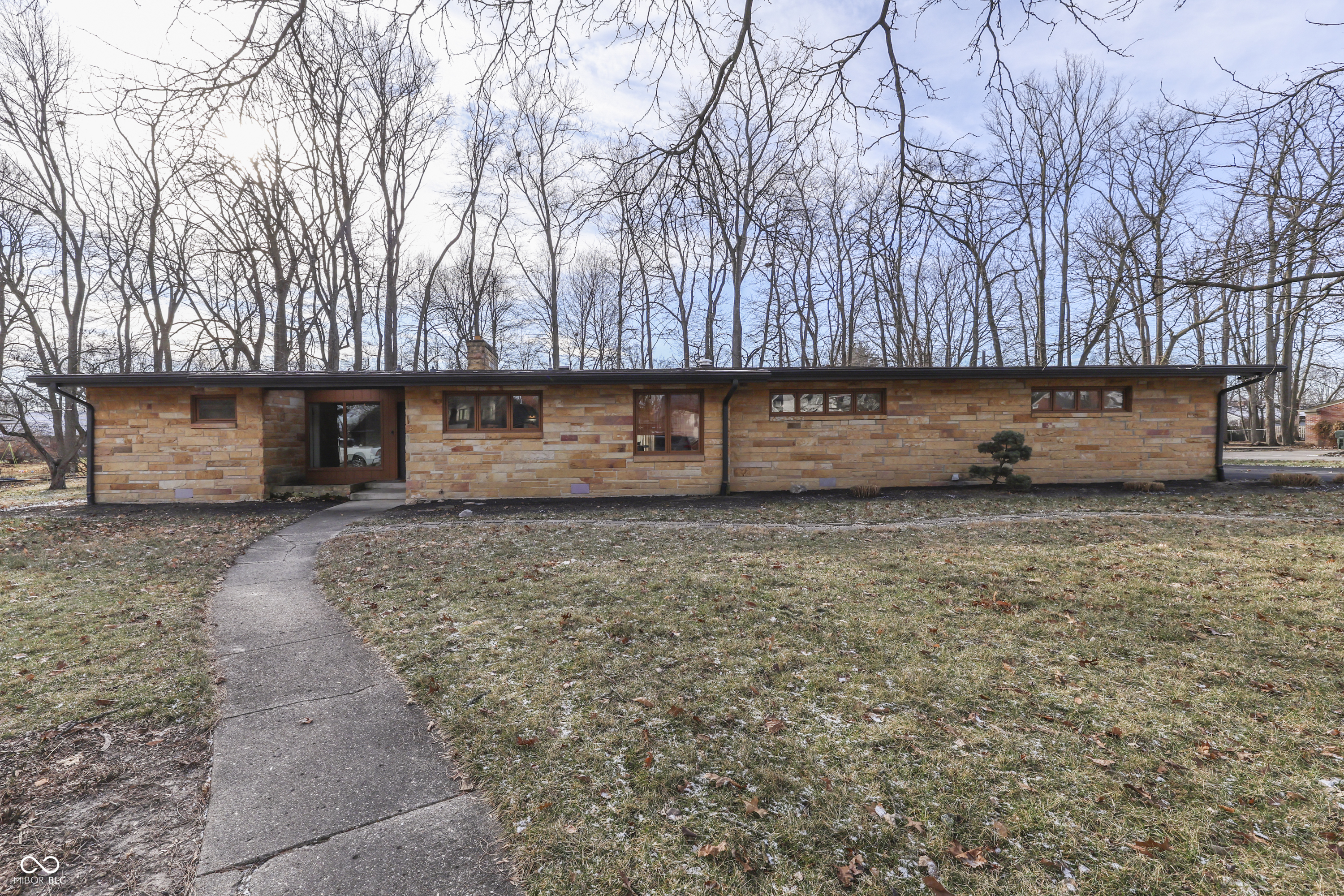 111 McClellan Road Greenfield, IN 46140 - Photo 2 of 76