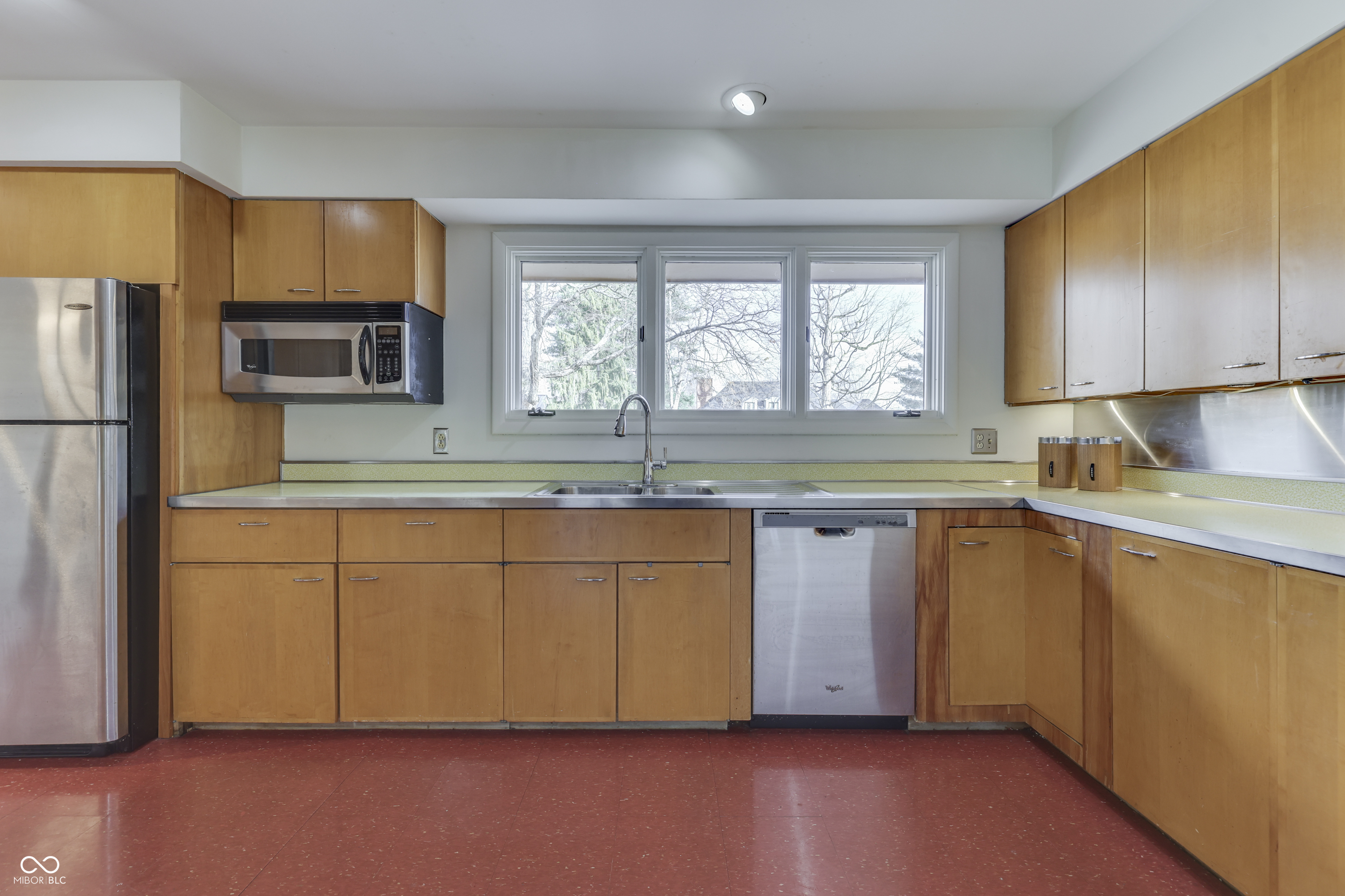 111 McClellan Road Greenfield, IN 46140 - Photo 21 of 76