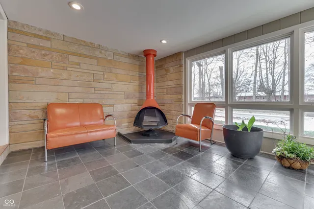 $3,900 | 111 McClellan Road, Greenfield, IN 46140