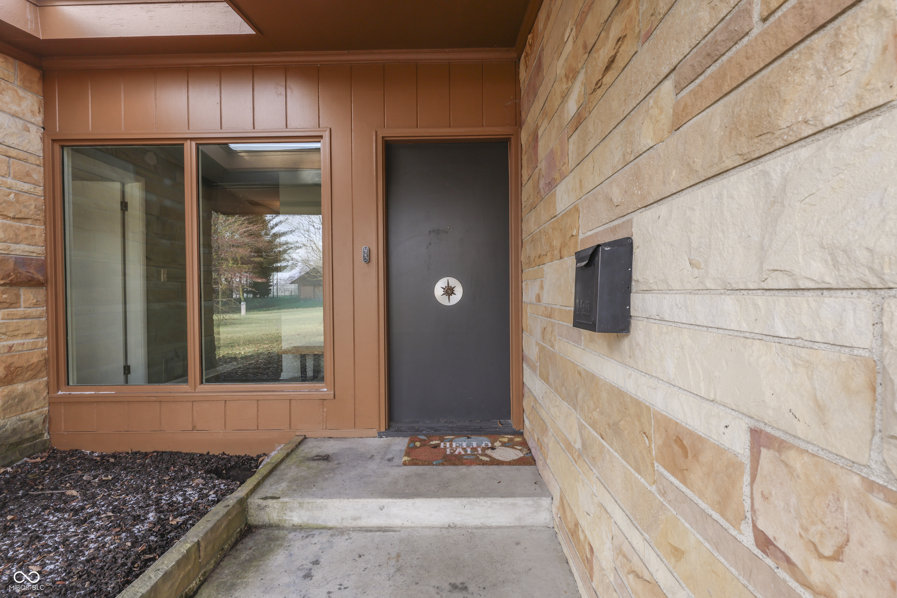 111 McClellan Road Greenfield, IN 46140 - Photo 5 of 76