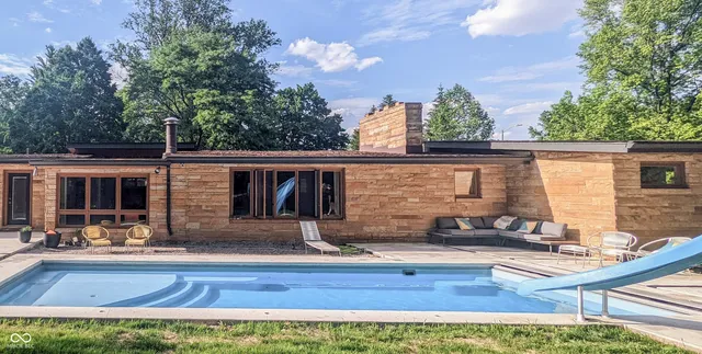 $3,900 | 111 McClellan Road, Greenfield, IN 46140