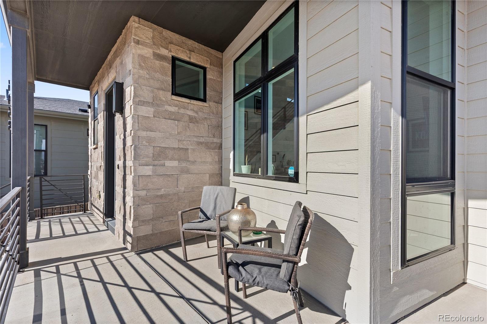 6058 North Perth Street Aurora, CO 80019 - Photo 4 of 47