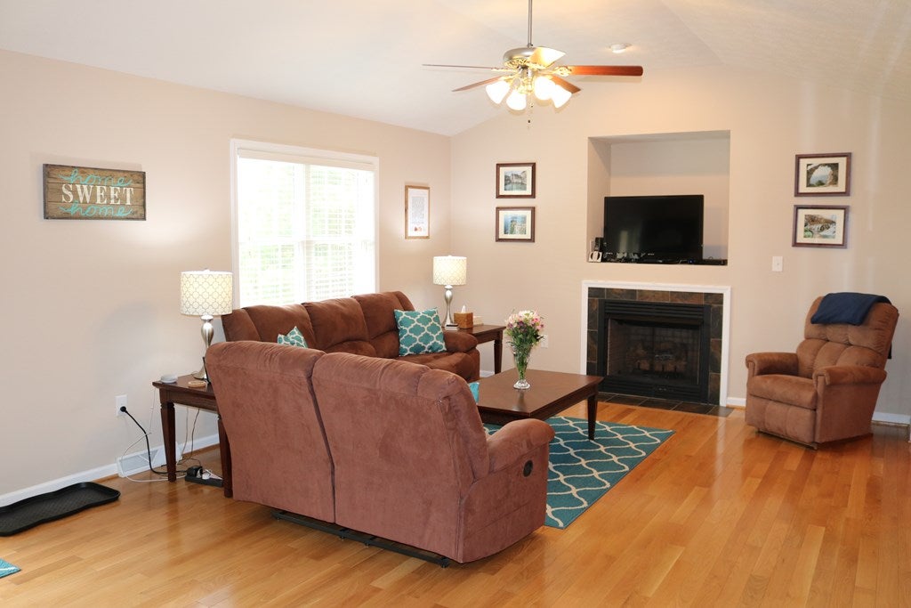 889 Tuggle Road Farmville, VA 23901 - Photo 3 of 21 Gallery Image 3