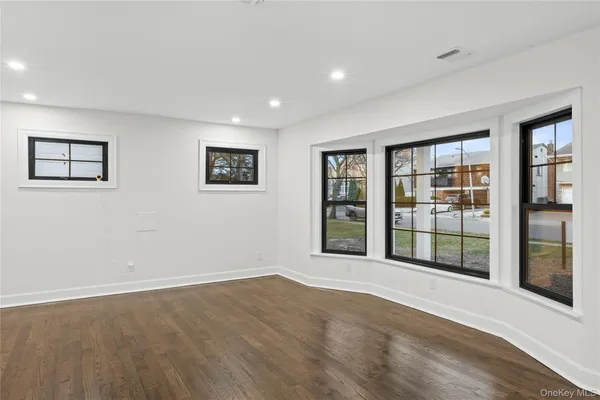 $1,399,000 | 3050 Judith Drive, Bellmore, NY 11710