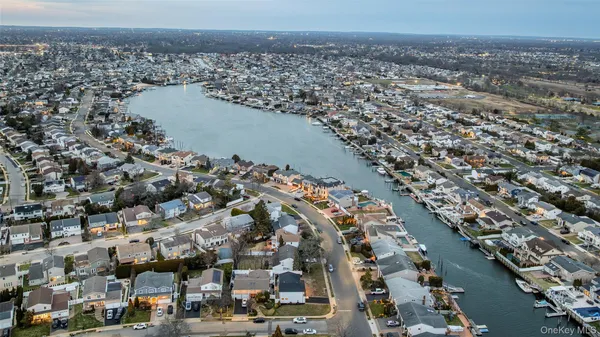 $1,399,000 | 3050 Judith Drive, Bellmore, NY 11710