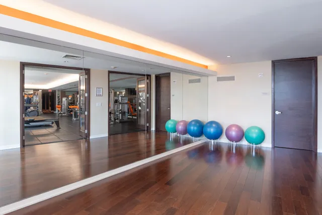 $6,725 | 550 Okeechobee Boulevard, Unit 710, West Palm Beach, FL 33401