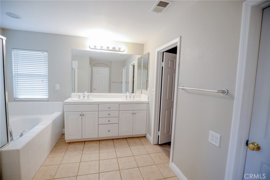 41626 Slice Way Temecula, CA 92591 - Photo 8 of 12