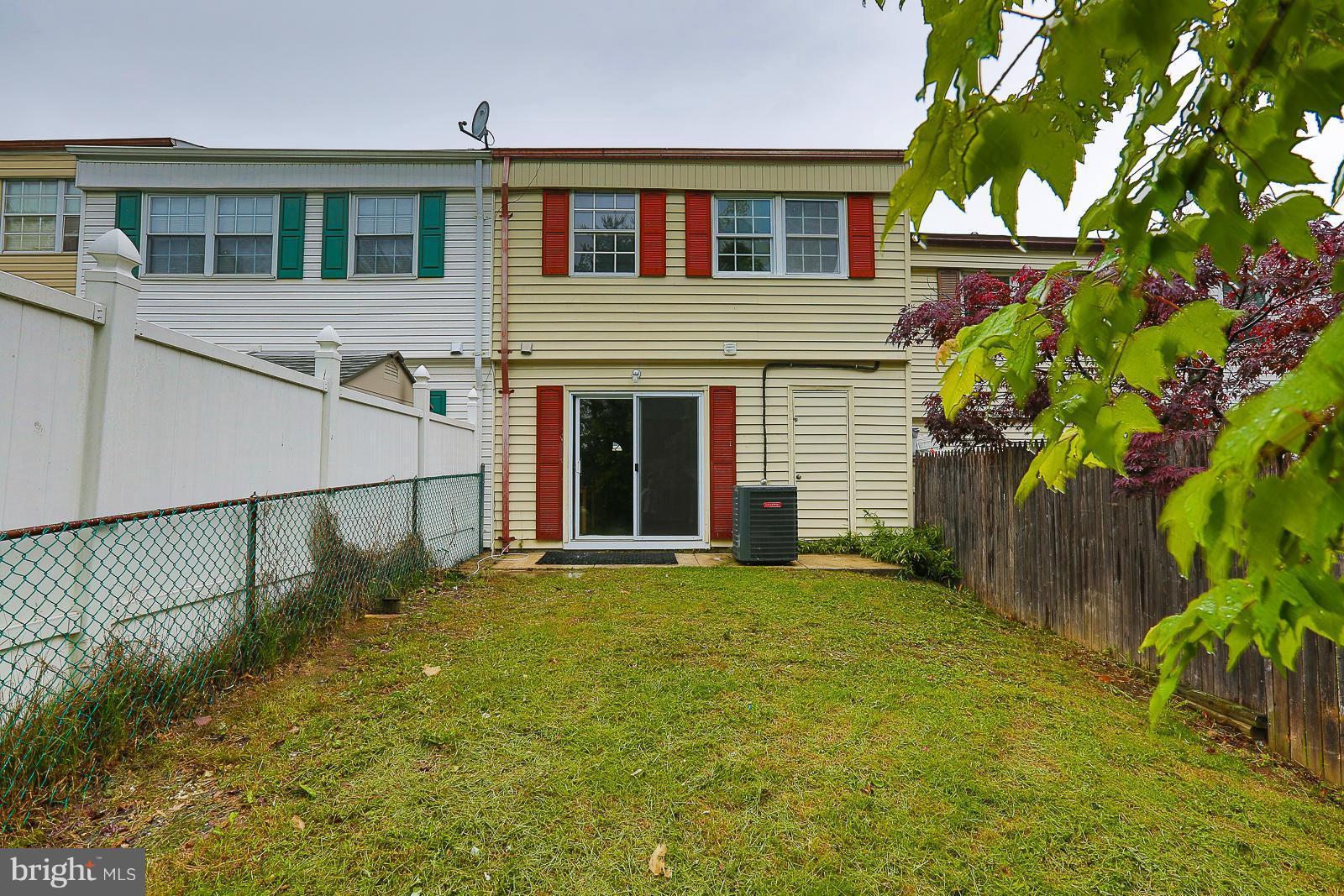 8831 Trimble Way Rosedale, MD 21237 - Photo 16 of 22 Exterior (Rear)