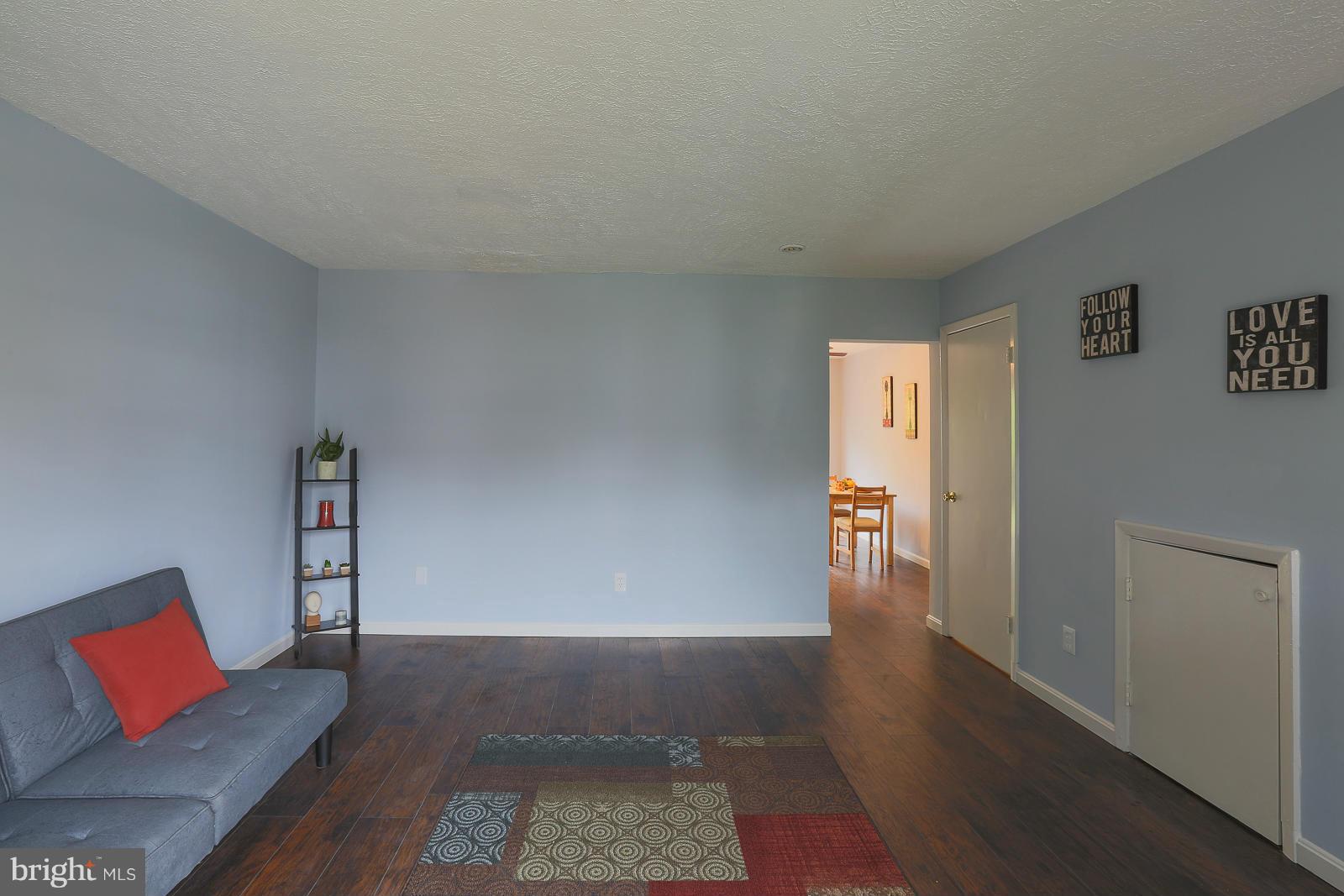 8831 Trimble Way Rosedale, MD 21237 - Photo 19 of 22 Living Room