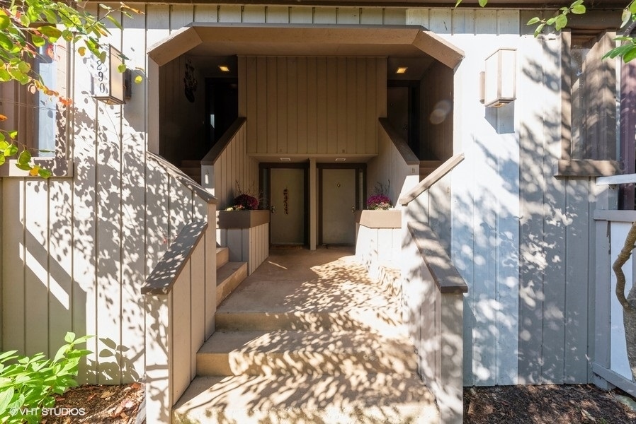 1290 Oak Hill Road, Unit D Lake Barrington, IL 60010 - Photo 24 of 40