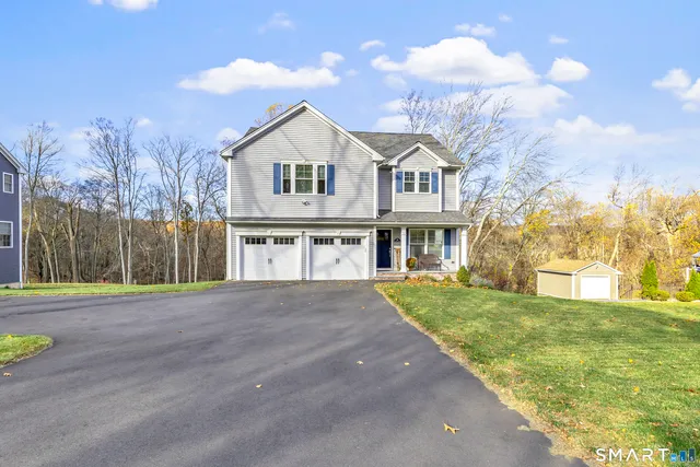 $799,900 | 2 Woods View Lane, Shelton, CT 06484