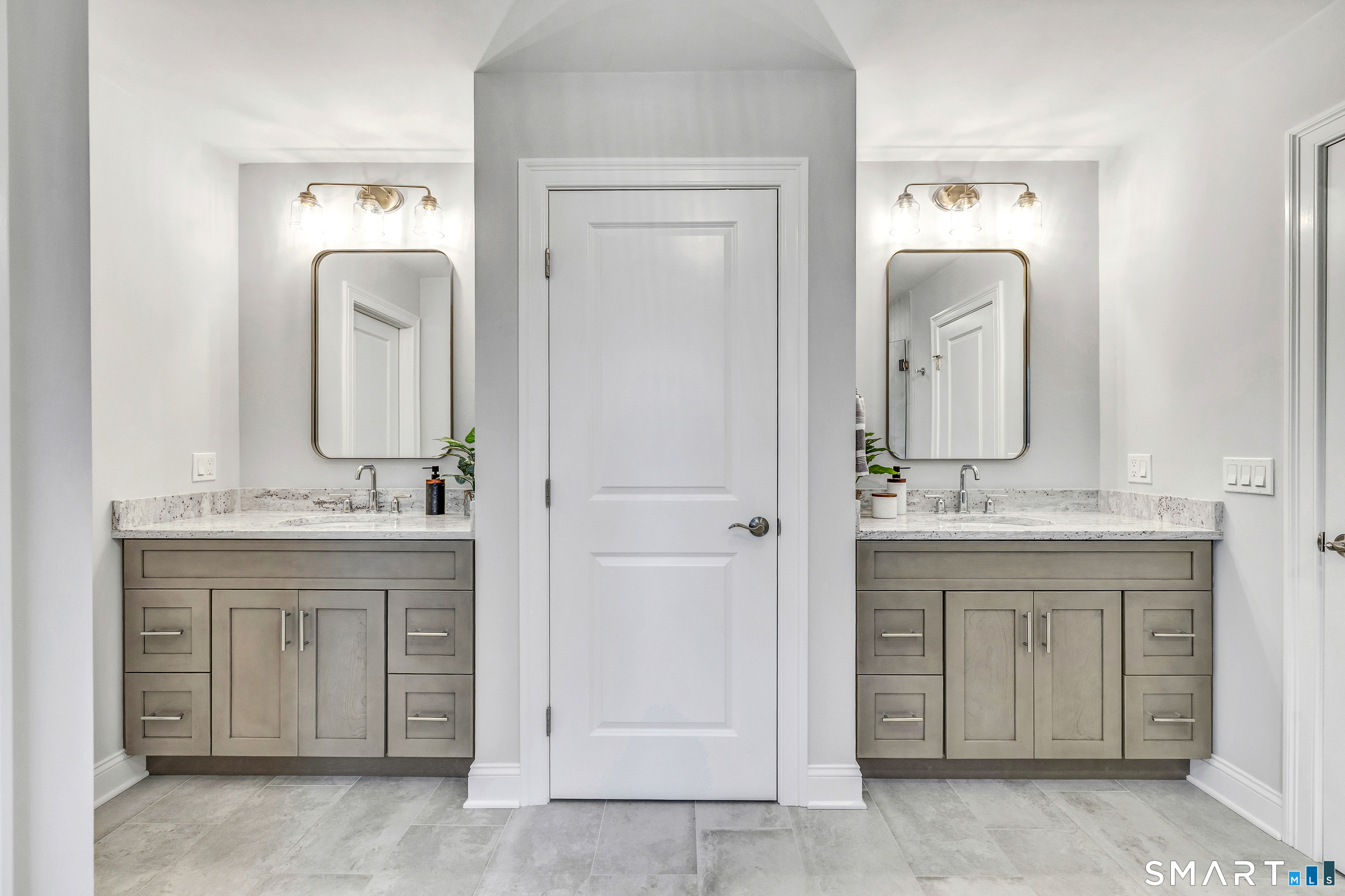 2 Woods View Lane Shelton, CT 06484 - Photo 17 of 18