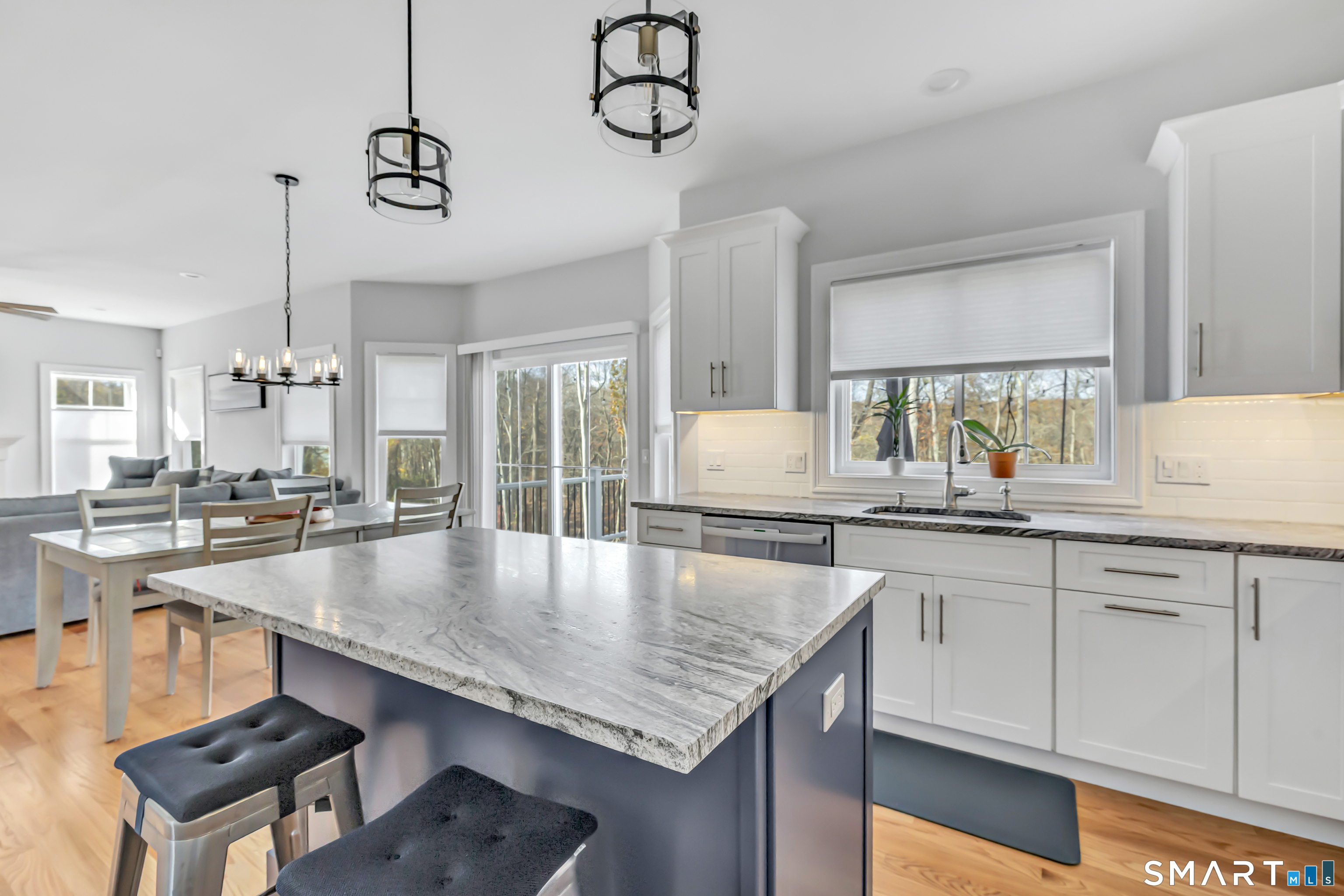 2 Woods View Lane Shelton, CT 06484 - Photo 9 of 18