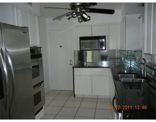 1098 Southwest 13th Place Boca Raton, FL 33486 - Photo 2 of 12 Additional Photo