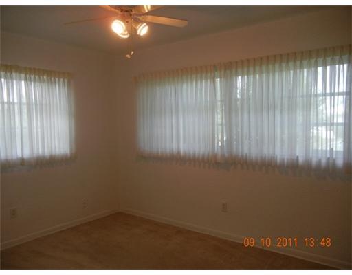 1098 Southwest 13th Place Boca Raton, FL 33486 - Photo 10 of 12 Additional Photo