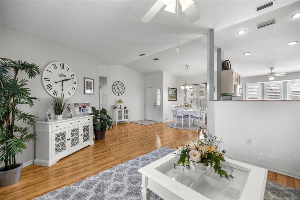 10804 Southwest 81st Court Road Ocala, FL 34481 - Photo 8 of 65