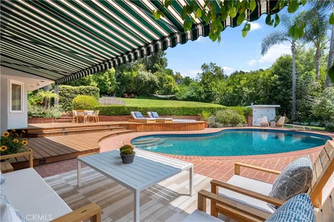 $3,495,000 | 11818 Laurel Hills Road, Studio City, CA 91604