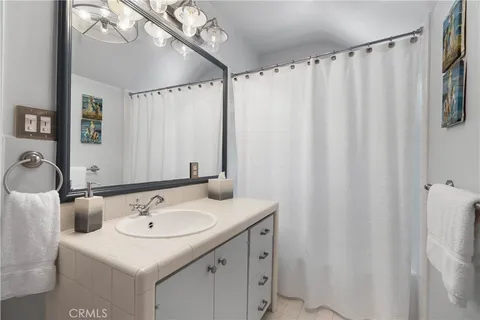 $3,495,000 | 11818 Laurel Hills Road, Studio City, CA 91604
