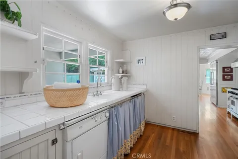 $3,495,000 | 11818 Laurel Hills Road, Studio City, CA 91604