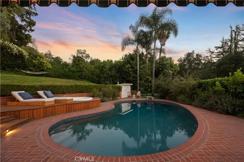 $3,495,000 | 11818 Laurel Hills Road, Studio City, CA 91604