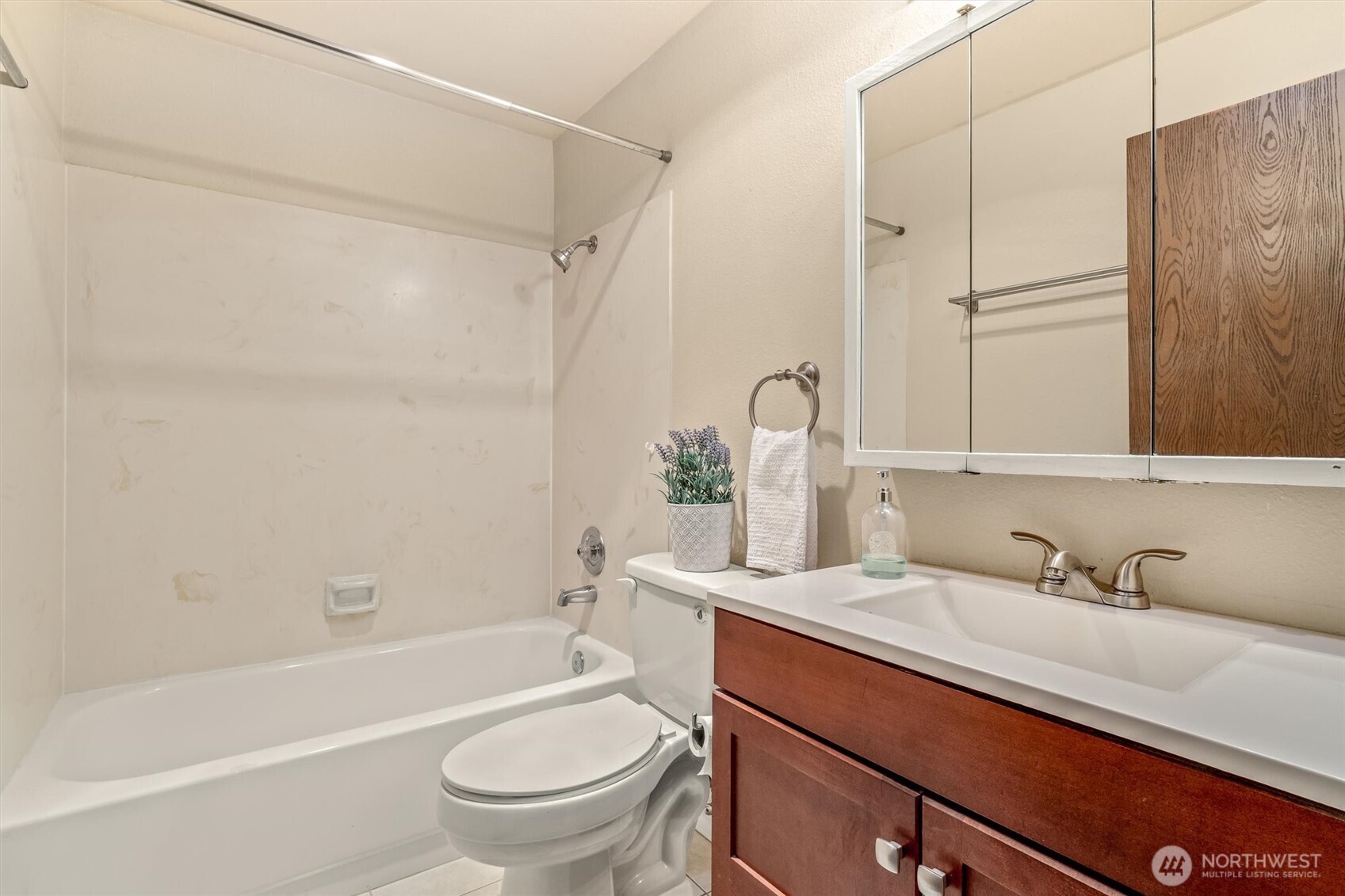 2611 Northeast 23rd Place Renton, WA 98056 - Photo 19 of 28