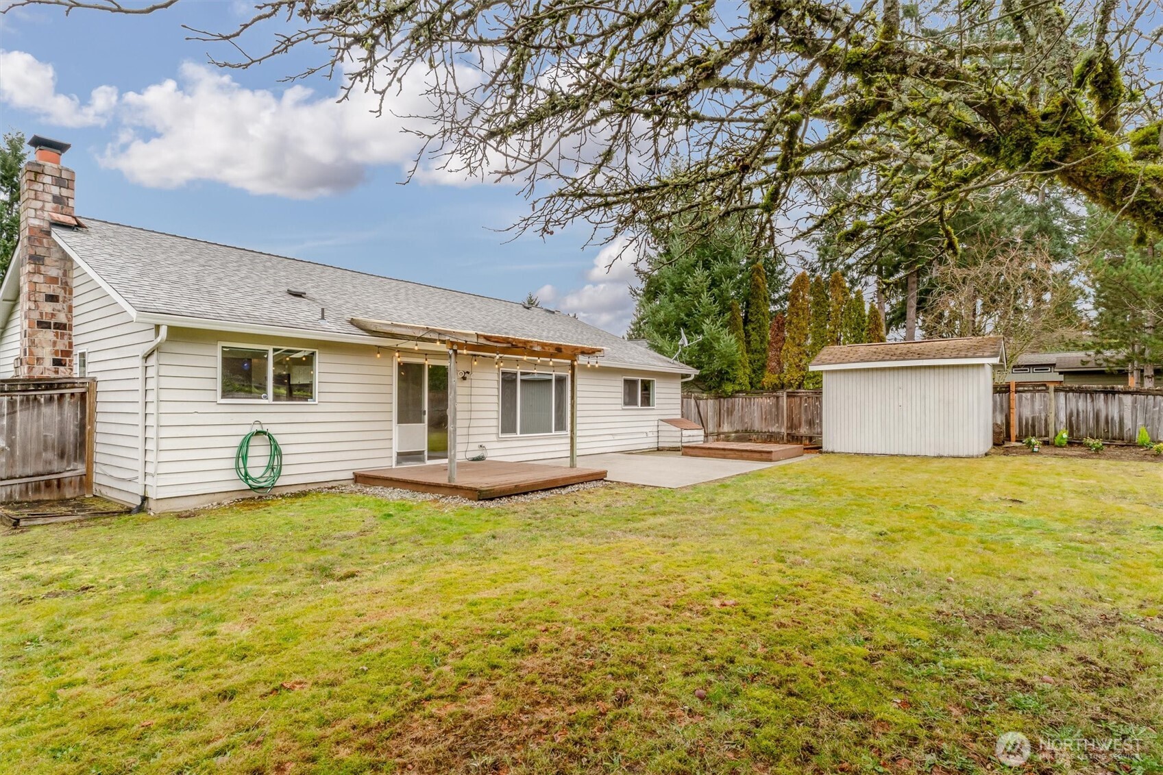 2611 Northeast 23rd Place Renton, WA 98056 - Photo 23 of 28