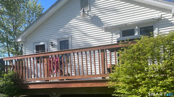 $2,900 | 260 South Grand Street, Suffield, CT 06093