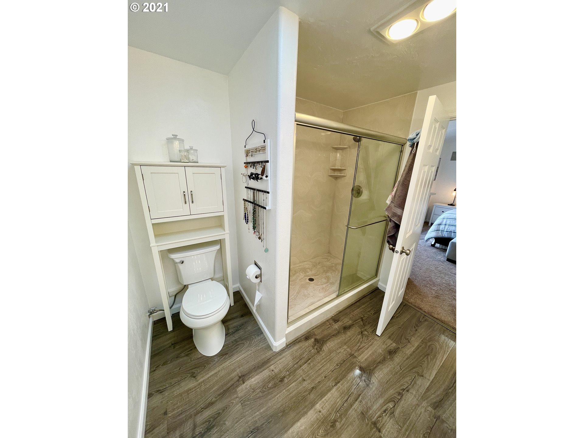 1670 Ridgley Boulevard Eugene, OR 97401 - Photo 18 of 32