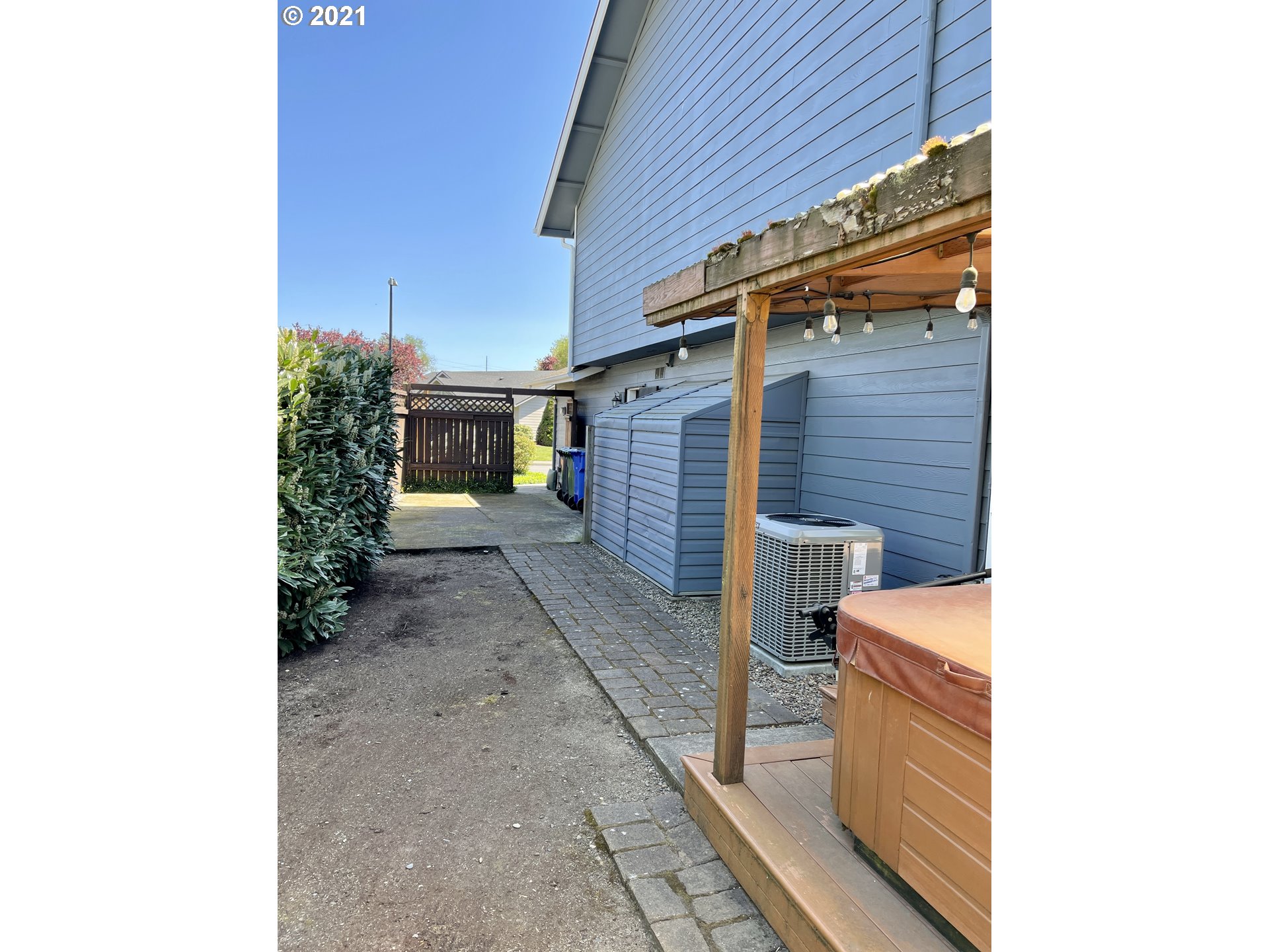 1670 Ridgley Boulevard Eugene, OR 97401 - Photo 30 of 32