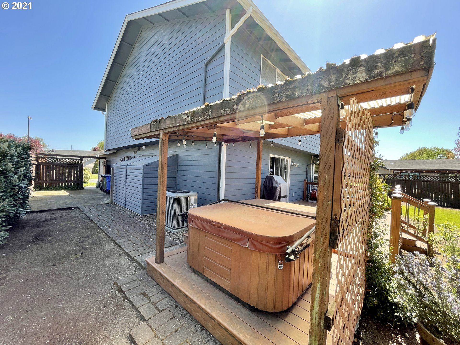 1670 Ridgley Boulevard Eugene, OR 97401 - Photo 31 of 32