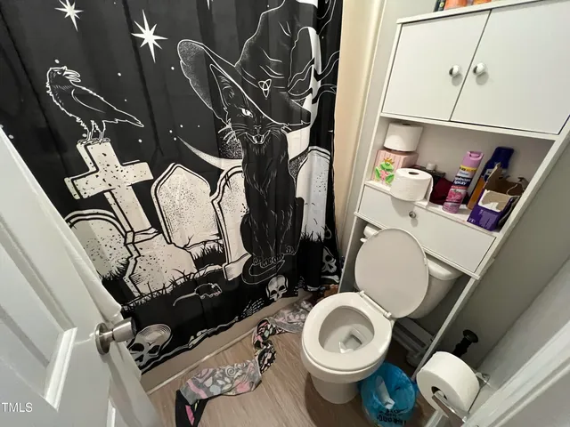 a close view of light fixtures and utility room