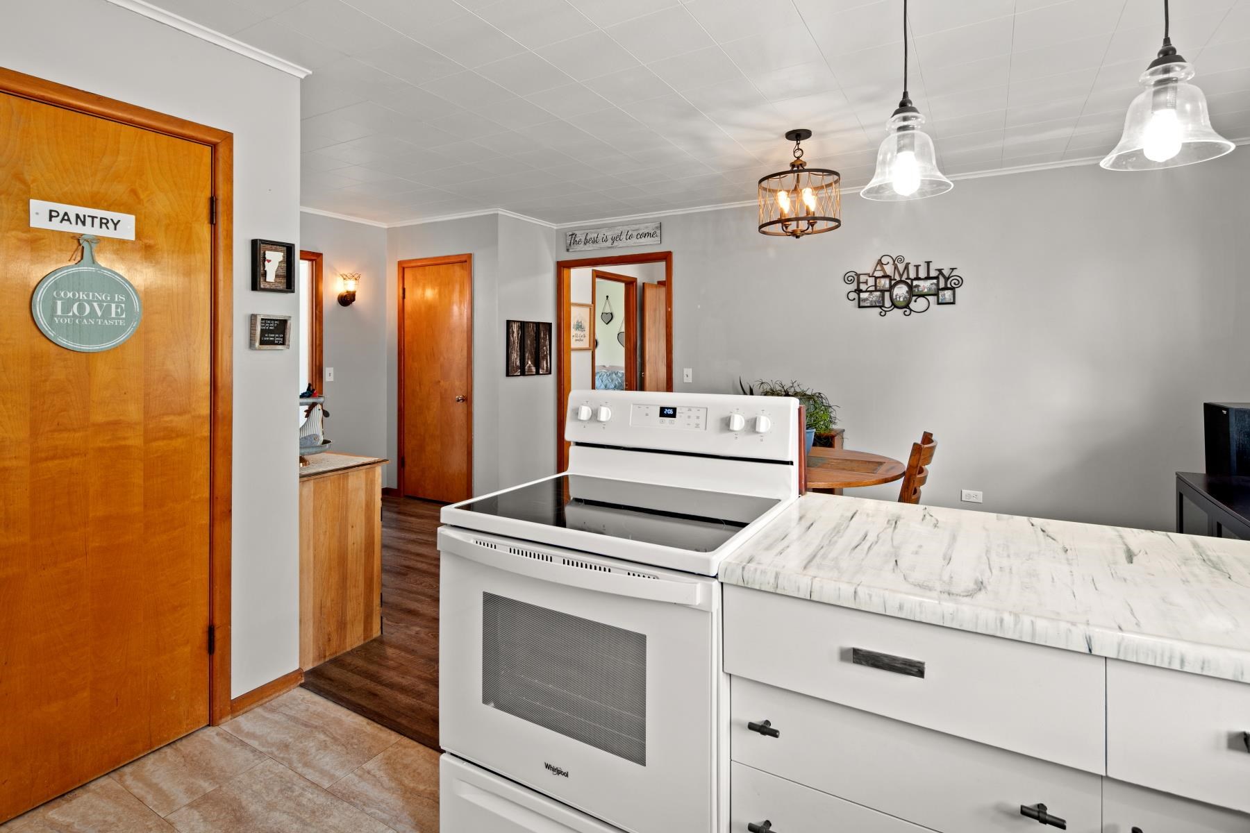 59 New Haven Road Vergennes, VT 05491 - Photo 5 of 36 Gallery Image 5