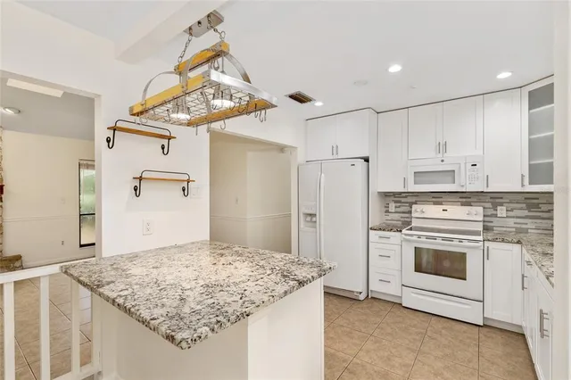 $289,900 | 8129 Southwest 57 Place, Gainesville, FL 32608