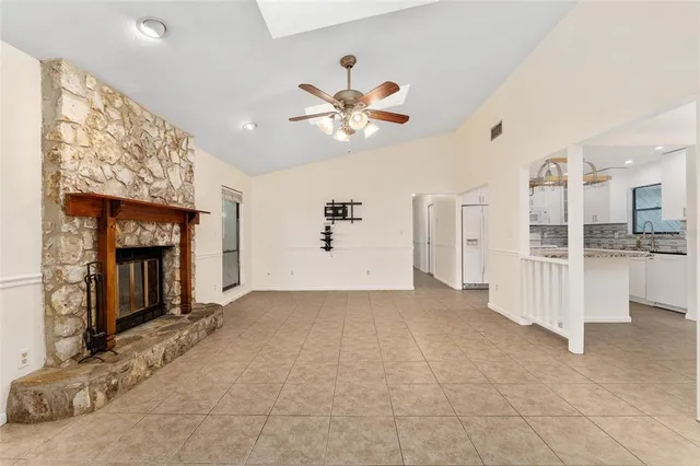 $289,900 | 8129 Southwest 57 Place, Gainesville, FL 32608