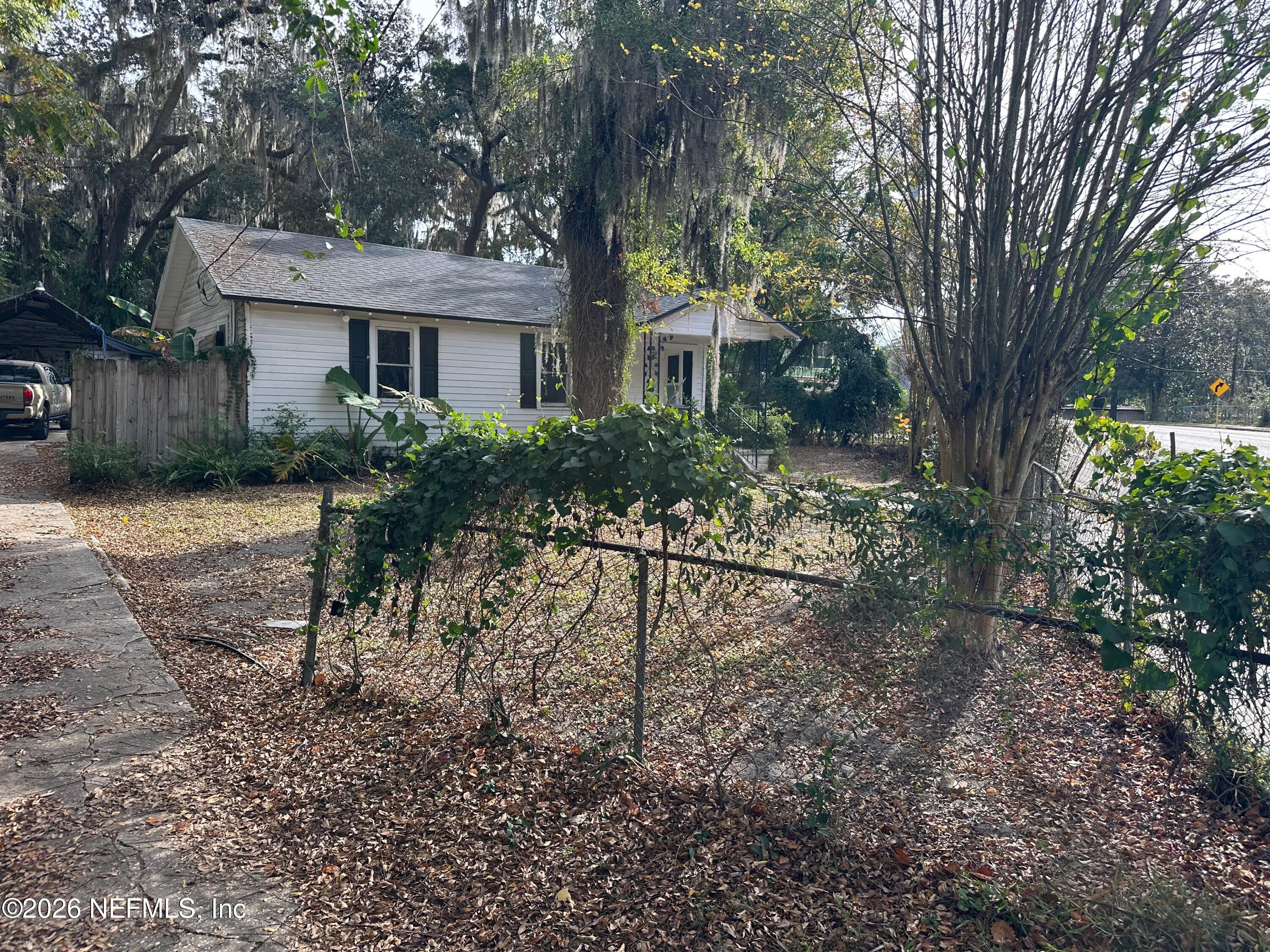 421 Arlington Road North Jacksonville, FL 32211 - Photo 4 of 25 a view of a house with a yard