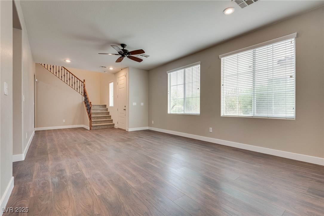 8348 Mokena Avenue Las Vegas, NV 89178 - Photo 3 of 36