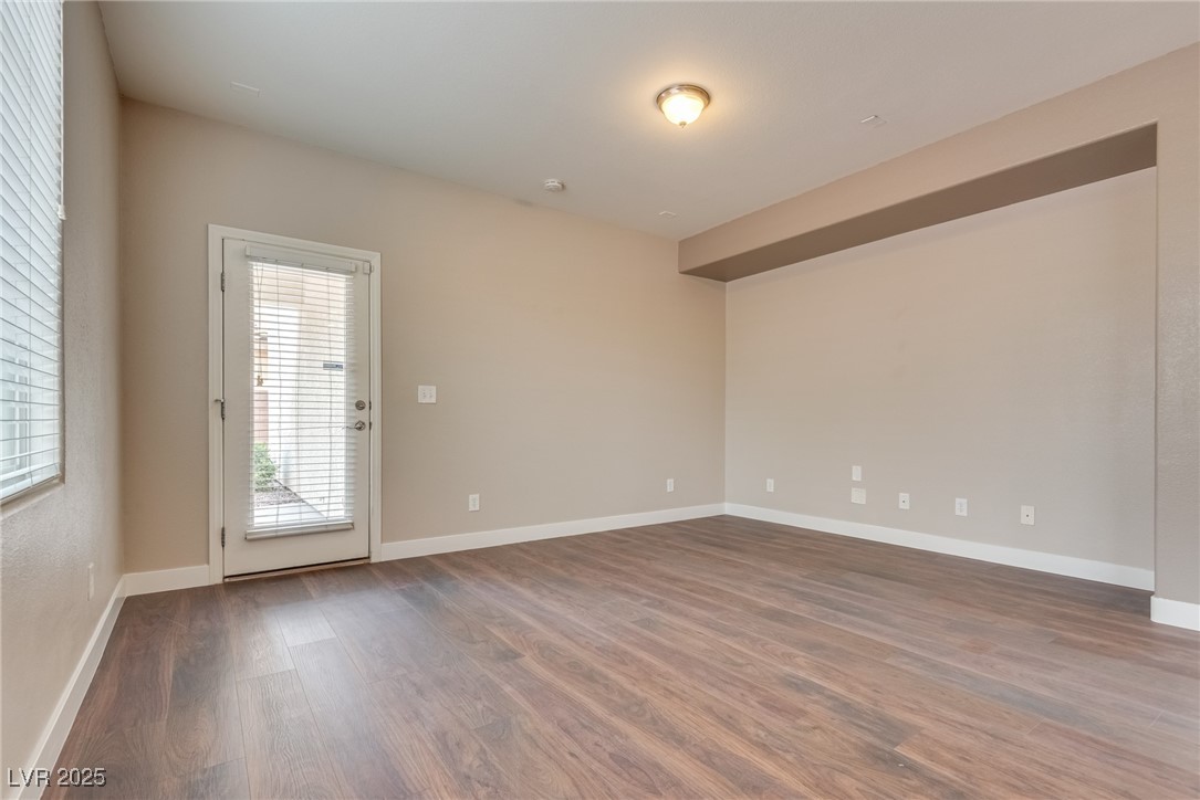 8348 Mokena Avenue Las Vegas, NV 89178 - Photo 5 of 36