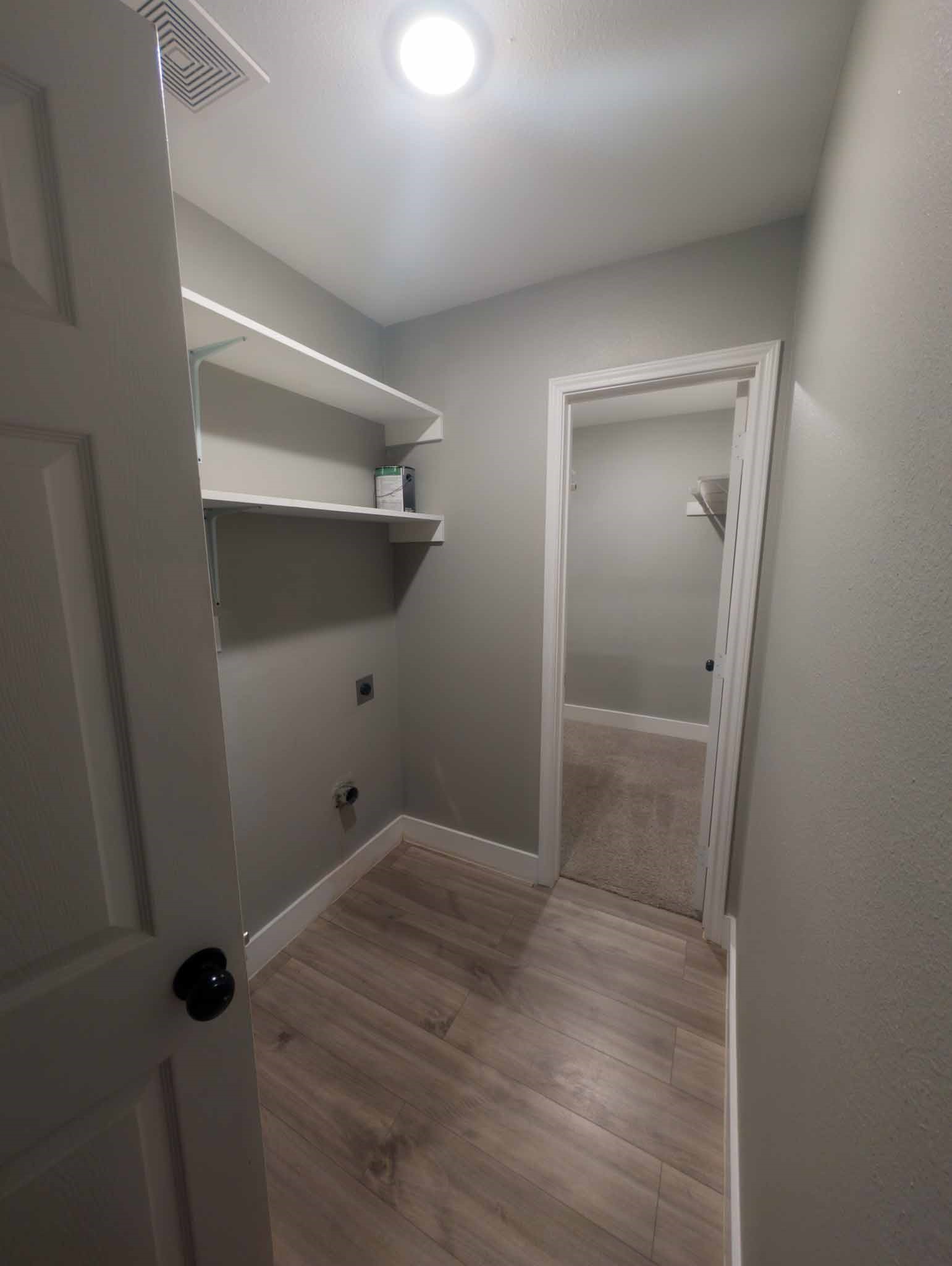 6703 Winfield Road Houston, TX 77050 - Photo 18 of 20 Laundry Room