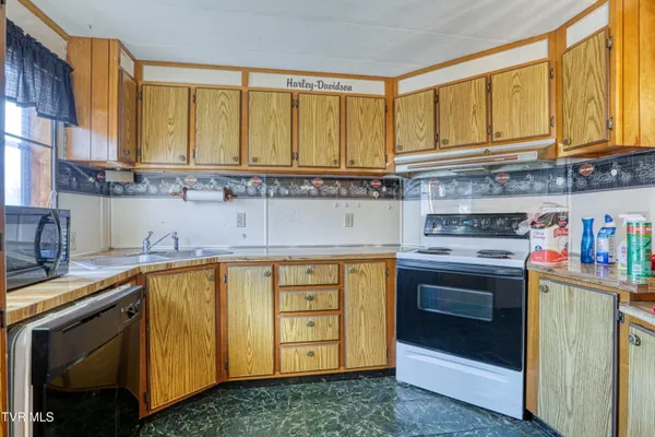 $219,000 | 3870 Dulaney Road, Mosheim, TN 37818